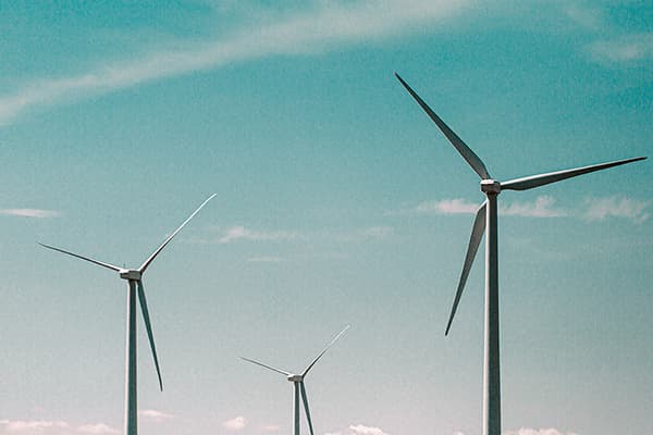 Können Windräder und PV-Anlagen die Verbrennung und Atomenergie wirklich ablösen?
